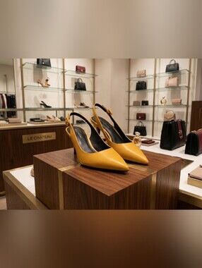 5/$100 le chateau Mustard Yellow Pointed-Toe Slingback Heels
